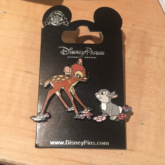 Disney Accessories - Disney Pins